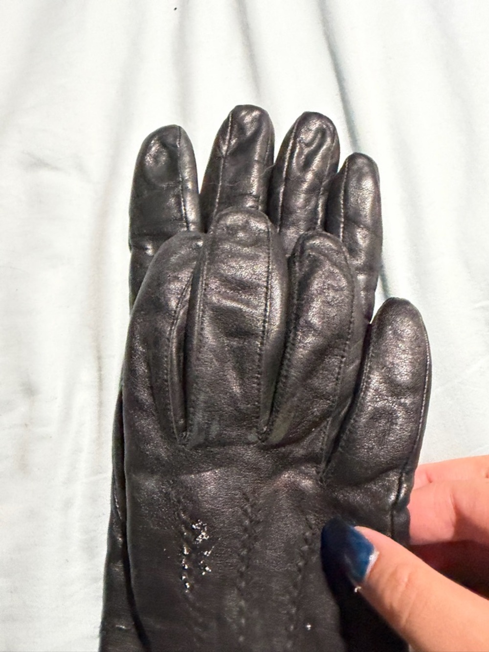 🌧️3M Thinsulate Black Leather Gloves - Picture 2 of 6